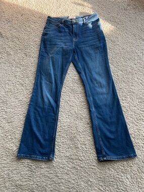 Wrangler women's high rise bold boot cut size 12x32